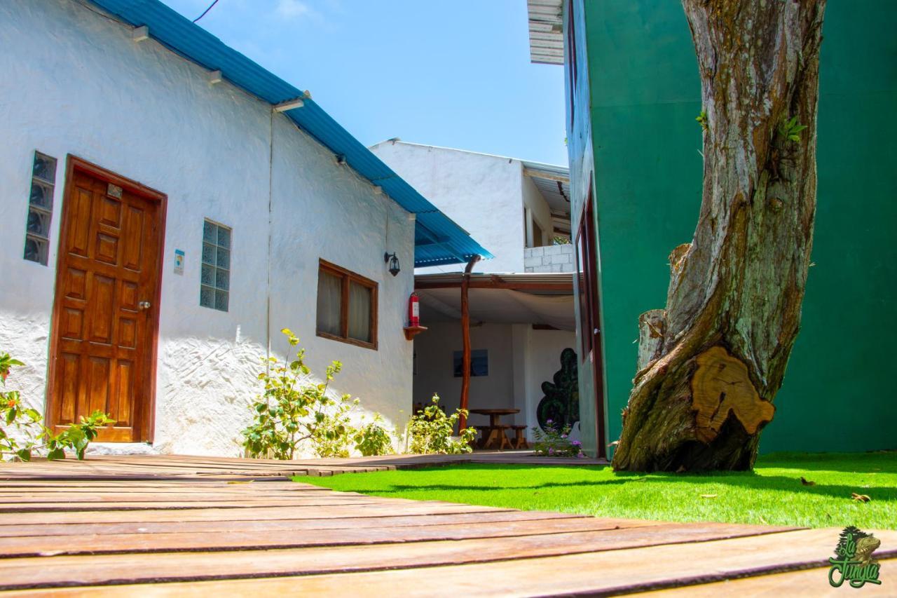 Hotel La Jungla Puerto Villamil Exterior foto
